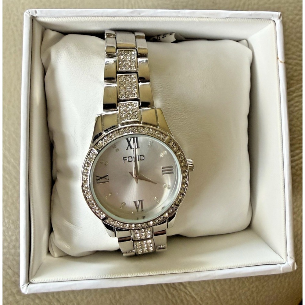 Ladies Folio Quartz Watch Excellent Pre-owned Condition